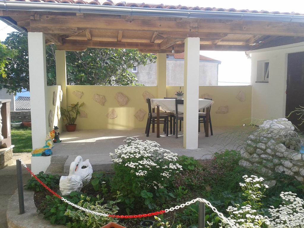 Apartment Ines Novi Vinodolski Exterior foto